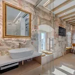 Grand Palace Luxury Retreat - Tale Of The Sea 4*