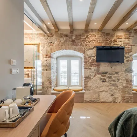 Grand Palace Luxury Retreat - Tale Of The Sea 4*