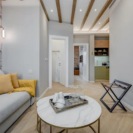 Grand Palace Luxury Retreat - Tale Of The Sea 4*