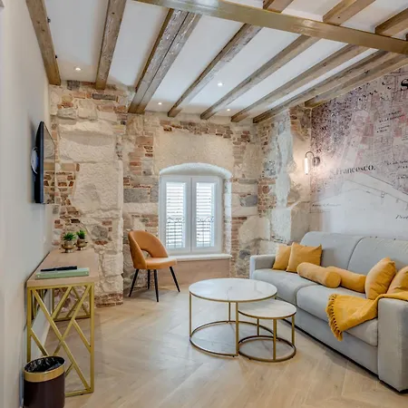 ゲストハウス Grand Palace Luxury Retreat - Tale Of The Sea